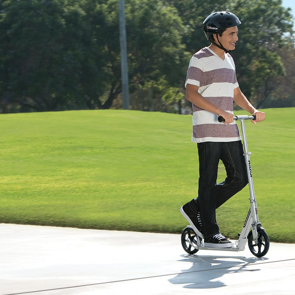 Razor A5 DLX Kick Scooter - Silver