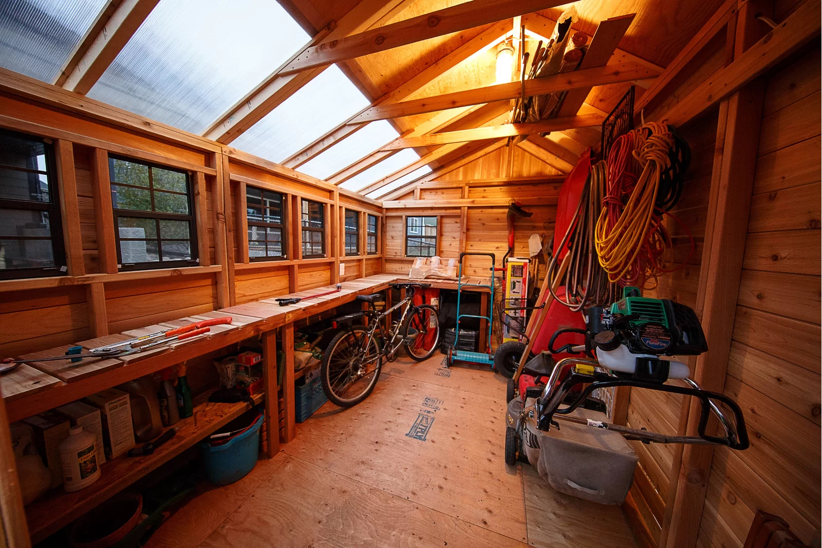 【Storage Shed】8 ft. W x 12 ft. D Cedar Wood Sunshed Garden Shed